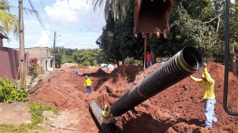De olho na obra: Rede de drenagem chega aos mais de 640 moradores da Vila Bragantina