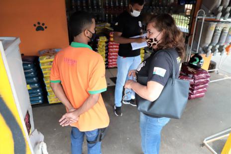 Demupe intensifica fiscalização de acessibilidade nas calçadas de Araguaína