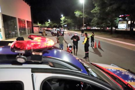Fiscalização durante o feriado de carnaval em Araguaína tem interdição e autuação por embriaguez ao volante