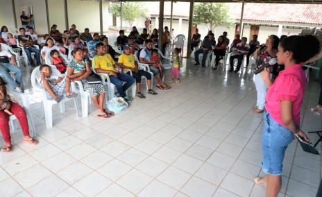 Venezuelanos refugiados em Araguaína recebem orientações sobre sistema social, educação e saúde