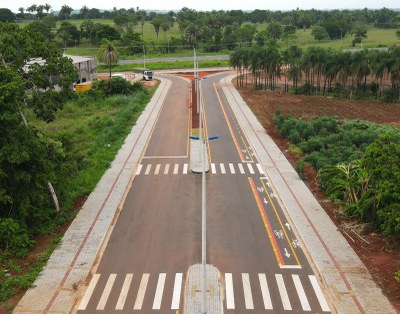 “Agora o setor ficou mais bonito, valoriza a nossa moradia”, diz morador durante a entrega da nova extensão da Av. Campos Elísios à BR-153