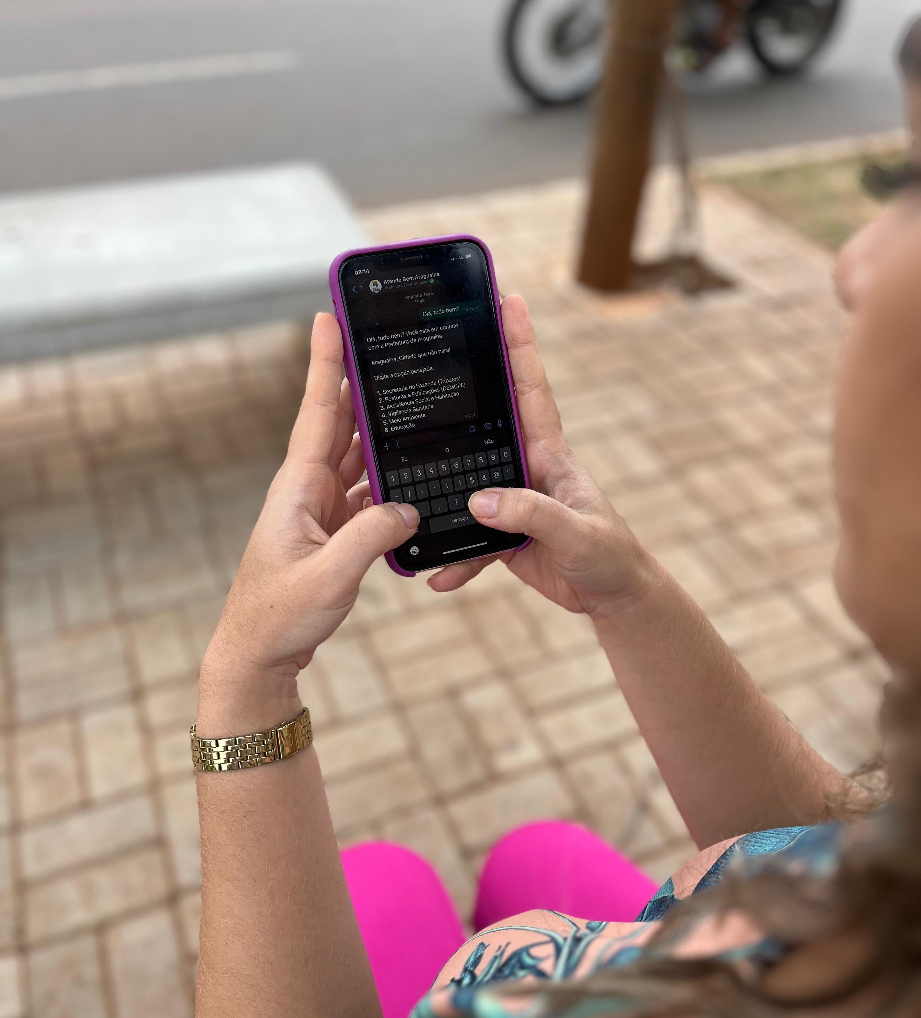 A plataforma Atende Bem Araguaína está disponível no (63) 3412-5572 de segunda à sexta-feira, das 7h30 às 11h30 e das 13h30 às 17h30