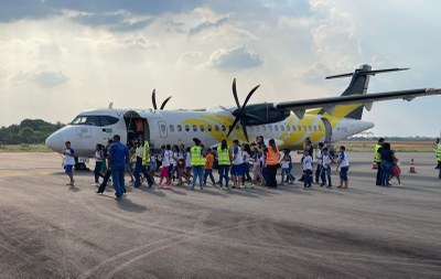 Atividades no circo e visitação ao aeroporto de Araguaína marcaram o Dia das Crianças de alunos da rede municipal de ensino