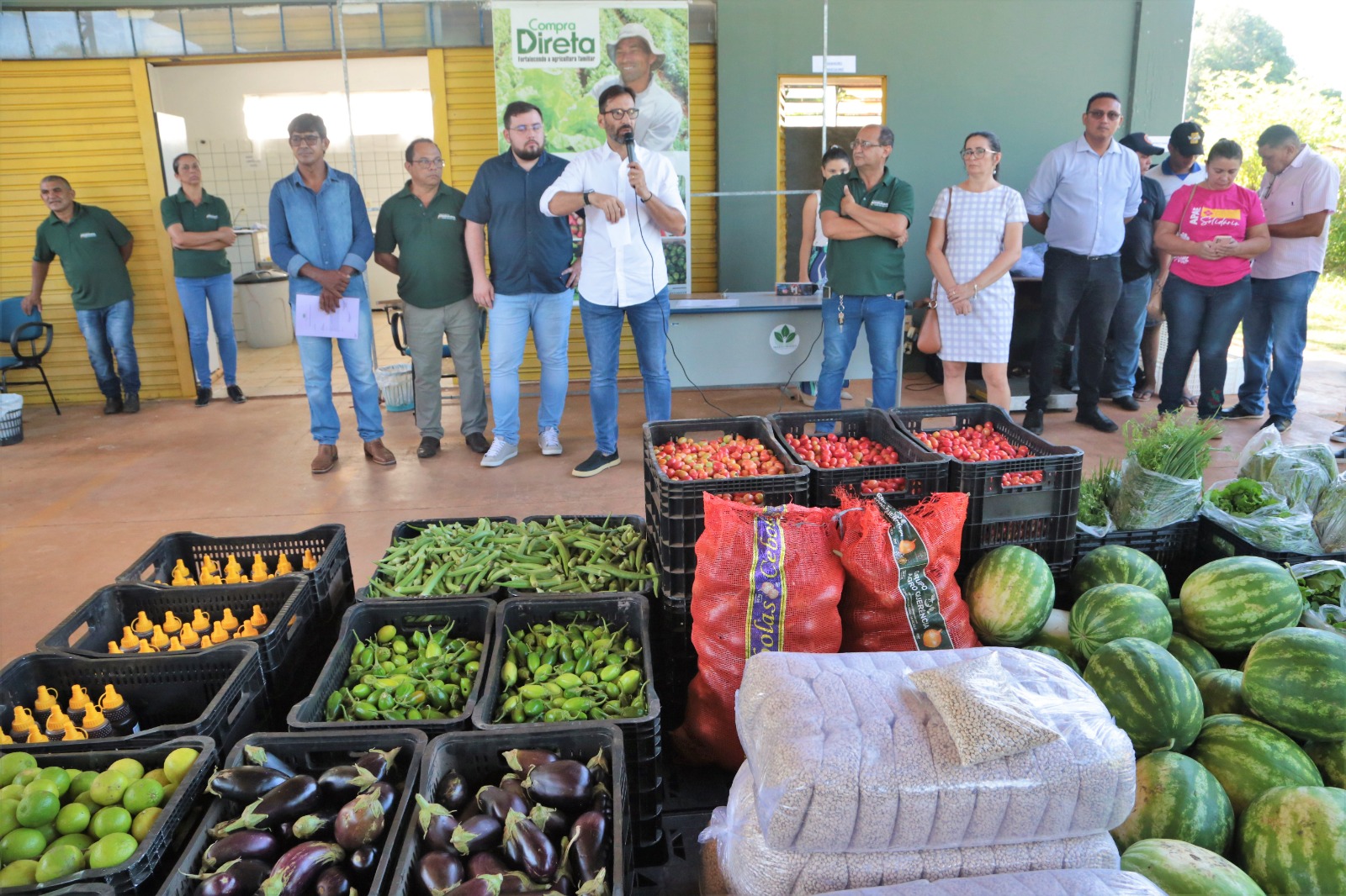Mais de 4 toneladas de alimentos da agricultura familiar são entregues a instituições beneficentes de Araguaína