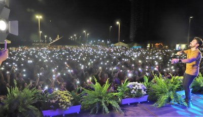 Primeira noite do Araguaína para Cristo leva milhares de fiéis católicos para a Via Lago