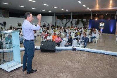 "Somos parceiros dos produtores rurais e incentivamos sempre as atividades que fomentem a economia local, como a Expoara", disse Wagner