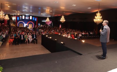 “Com a capacidade empreendedora de vocês, cada novo espaço de Araguaína se torna um local de trabalho”, afirma Wagner no Fórum Elas no Comando