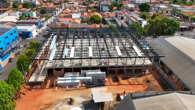 De olho na obra: estrutura do Mercado Municipal está totalmente concluída e reconstrução avança