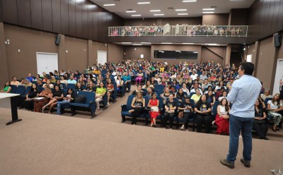 Mais de 300 servidores públicos de Araguaína participam de treinamento para acolhimento de crianças e adolescentes vítimas de violência ou abuso
