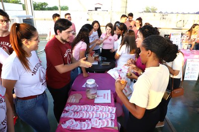 Outubro Rosa de Araguaína terá carreta da saúde, palestras e Dia D de serviços