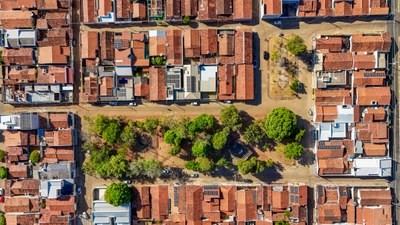 Árvores doentes serão retiradas da Praça da Vila Aliança para segurança da população