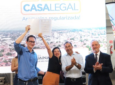 Casa Legal: mais de 260 famílias da Vila Goiás recebem título de regularização fundiária