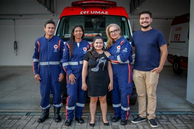 Gratidão: jovem que sobreviveu a grave acidente homenageia equipe do SAMU em Araguaína