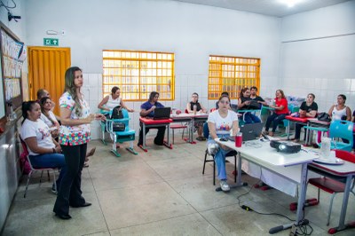 Projeto Rota Azul: Mais de 3 mil servidores da educação recebem capacitação sobre autismo