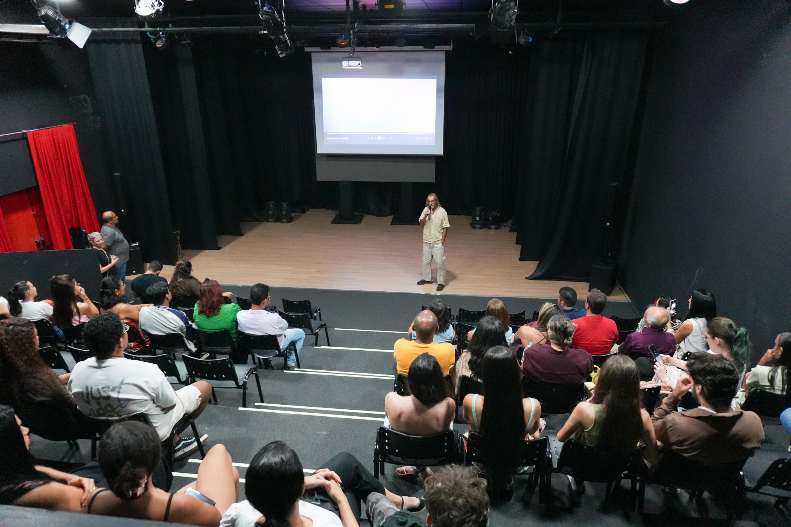 Araguaína recebe exibição de documentário e lançamento de livro sobre indigenismo