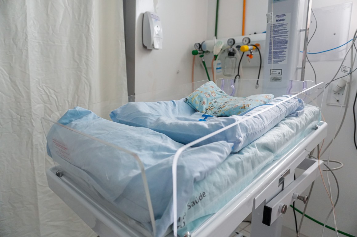 Araguaína sanciona lei de humanização do luto materno e parental