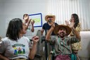 Centro-Dia recebe Flaguim Moral com show de forró para assistidos