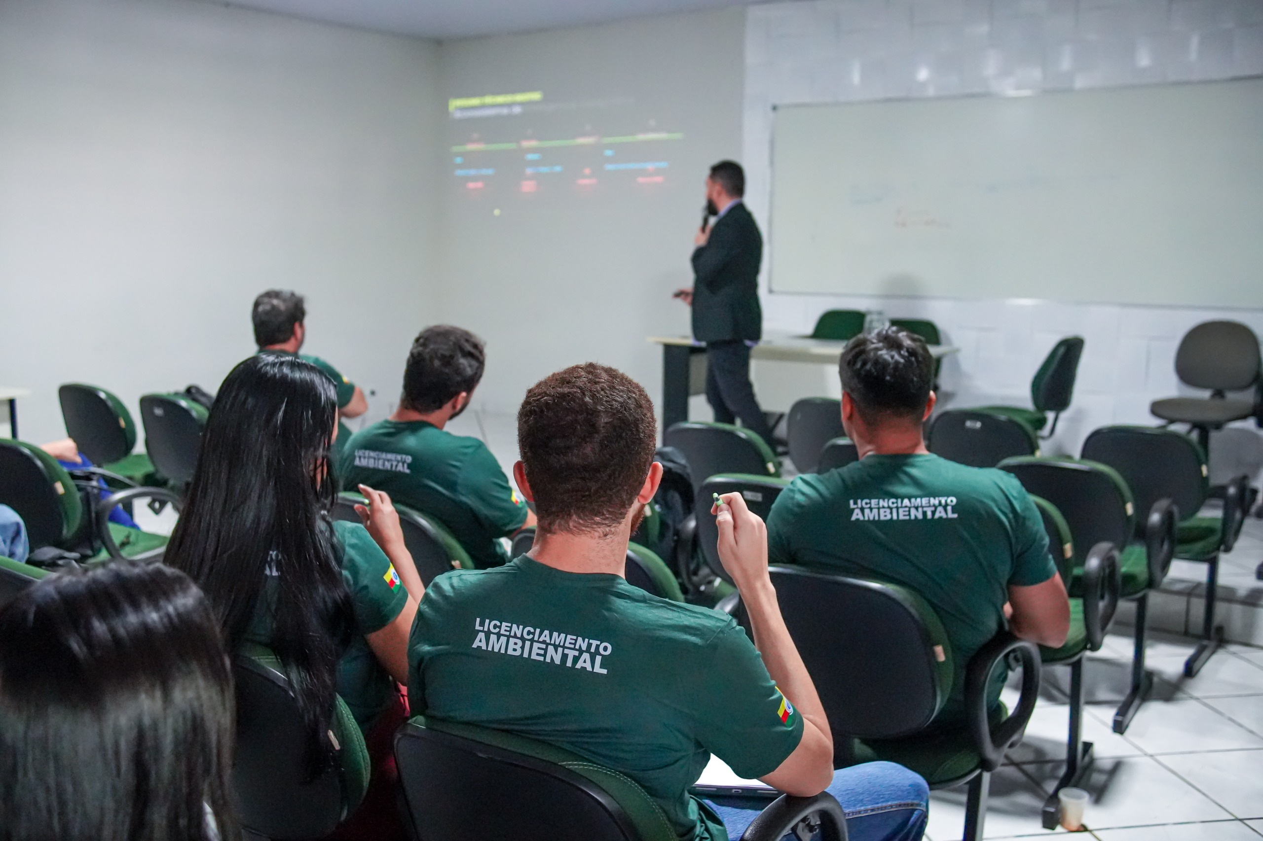 Prefeitura de Araguaína capacita servidores para fortalecer fiscalização e licenciamento ambiental
