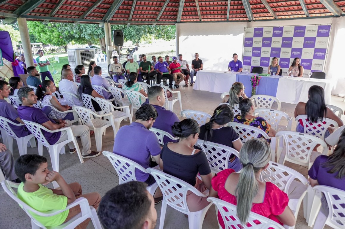 Na UAA, os acolhidos participam de atividades laborais, como o cultivo de hortas, cuidados com o pesqueiro, além de cursos profissionalizantes