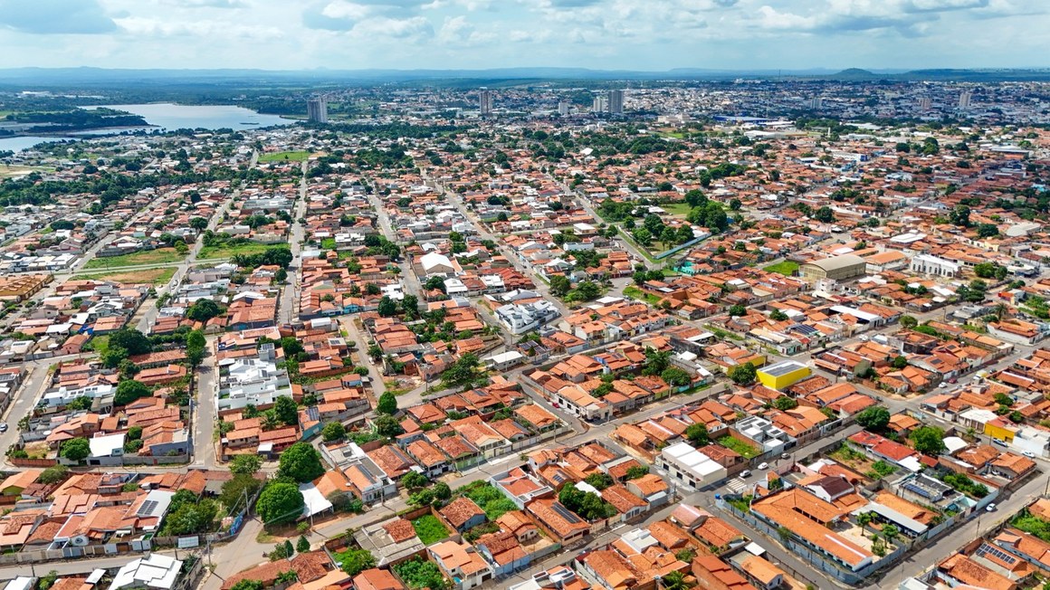 O Restaurante Popular funcionará normalmente na segunda-feira, 20, e ficará fechado na terça-feira, 21